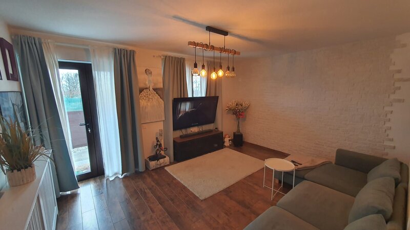 Popesti-Leordeni, vila mobilata si utilata, 15 minute de metrou Berceni